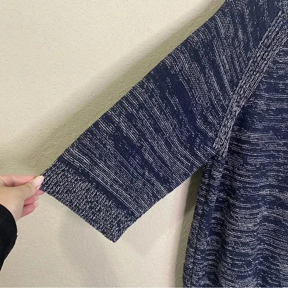 Massimo Dutti Women’s M Navy Blue Marled Heavy Knit Split Back Sweater - Picture 3 of 7